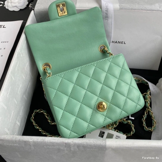 First Bag Ru BAG FLAP CHANEL 17CM 0814